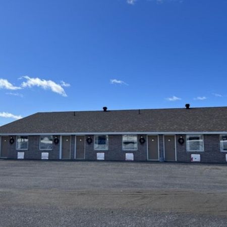 Earlton Motel エクステリア 写真